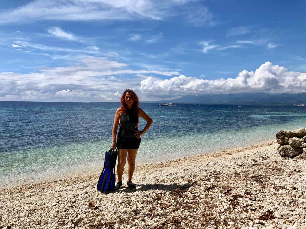Southseas Beach Resort And Dive Center Santander Luaran gambar